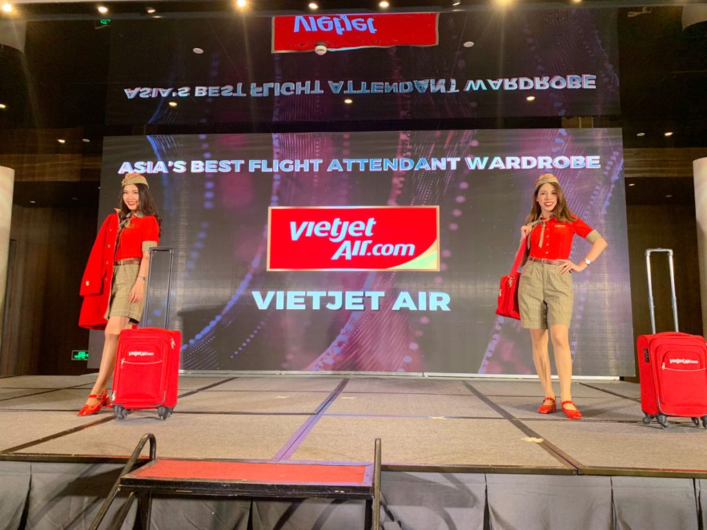 Đồng phục hàng không đẹp nhất Châu Á 2018: Câu chuyện Vietjet Air & mattana 2 Đồng phục hàng không đẹp nhất Châu Á 2018: Câu chuyện Vietjet Air & mattana